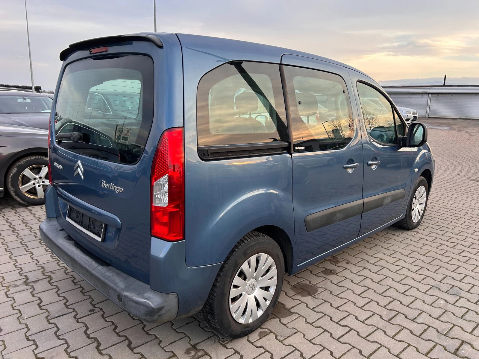 Citroen Berlingo 1.6HDI Multispace 4+ 1 EURO 4 - изображение 6