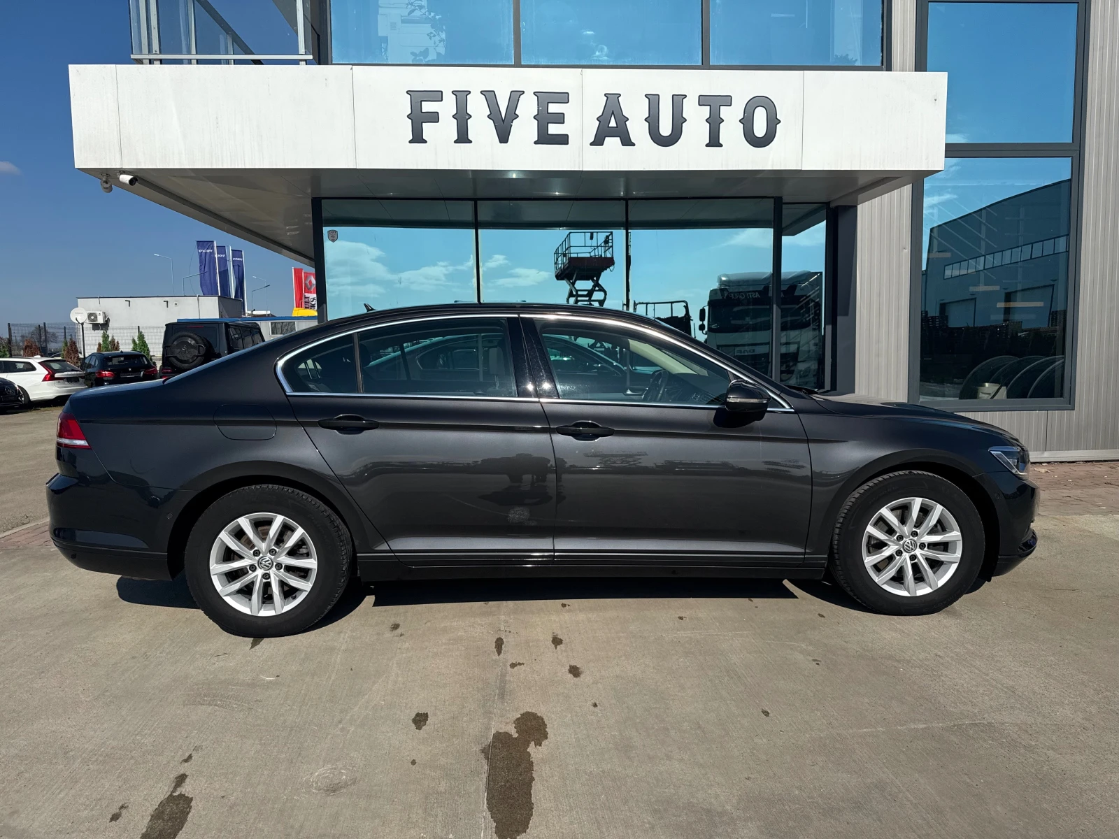 VW Passat 1.5 TSI COMFORTLINE / 360  КАМЕРА - изображение 4