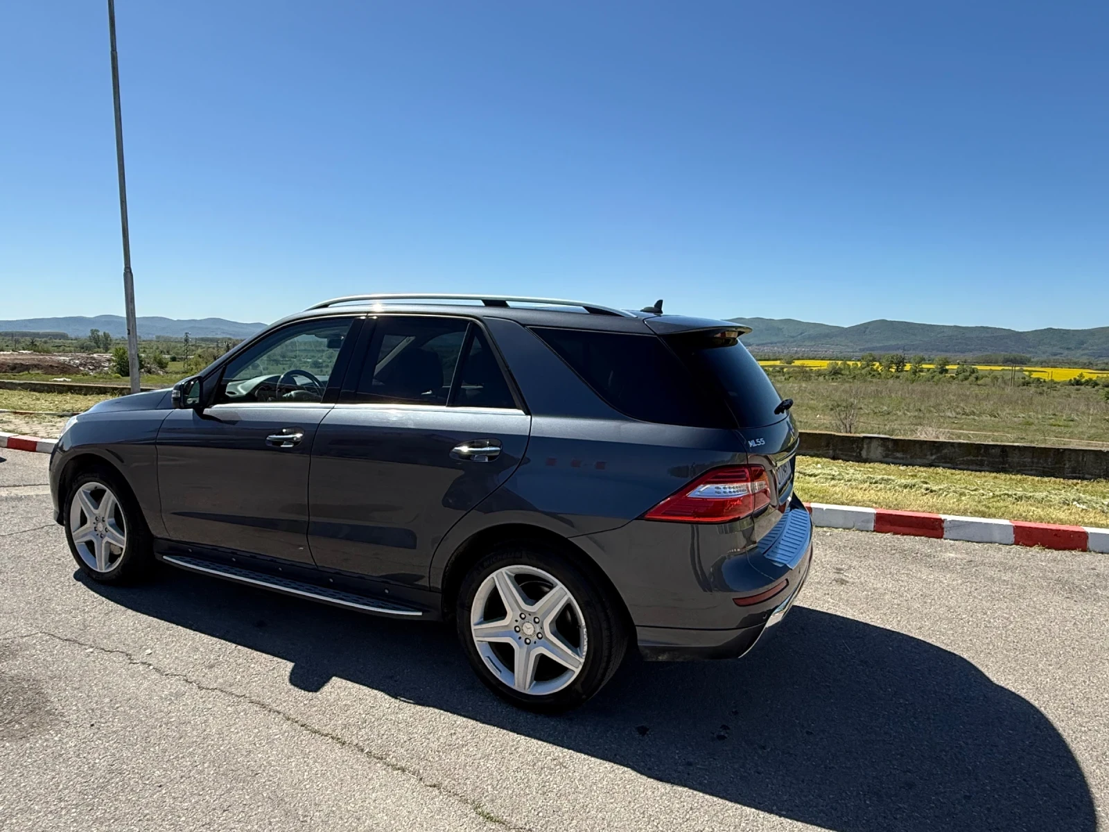 Mercedes-Benz ML 550  - изображение 6