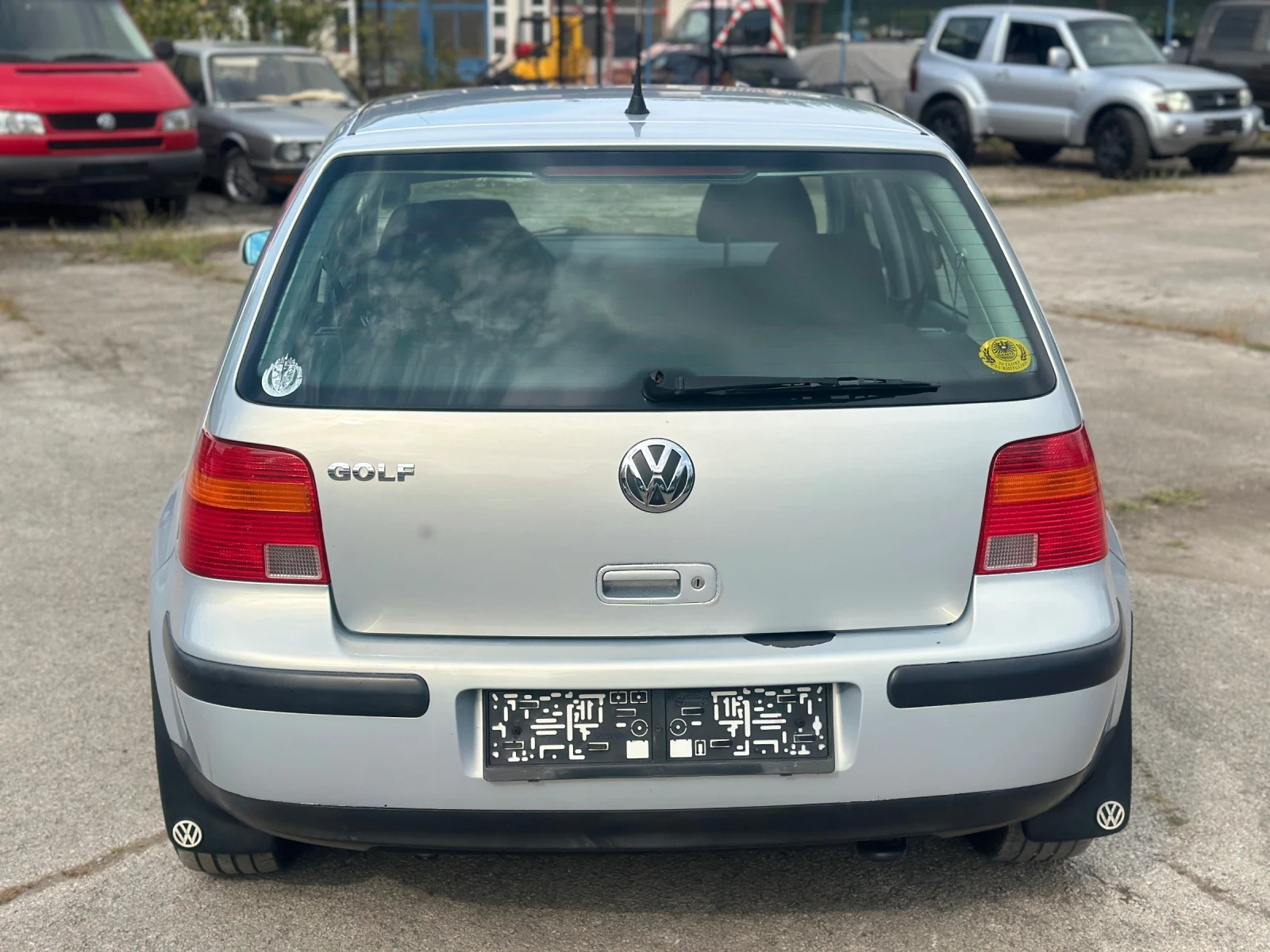 VW Golf 1.4I-75кс - изображение 6