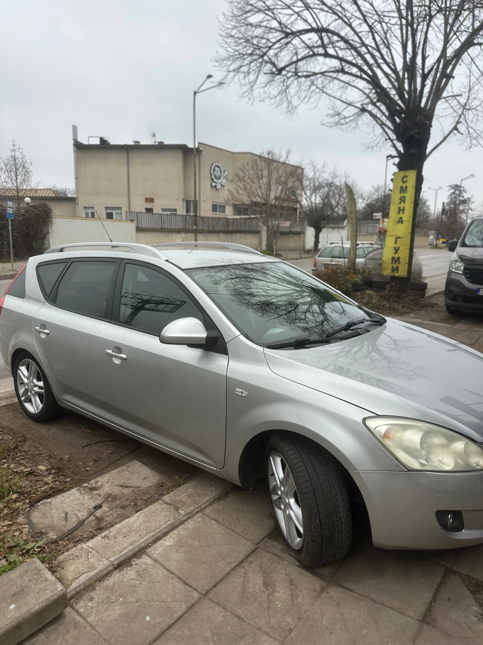 Kia Ceed 2.0 crdi 16v 6скорости - изображение 3
