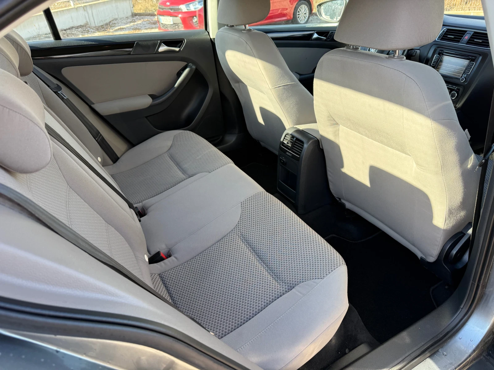 VW Jetta 1.6TDI 228000km!!! ������!!! | Mobile.bg � ����������� 9