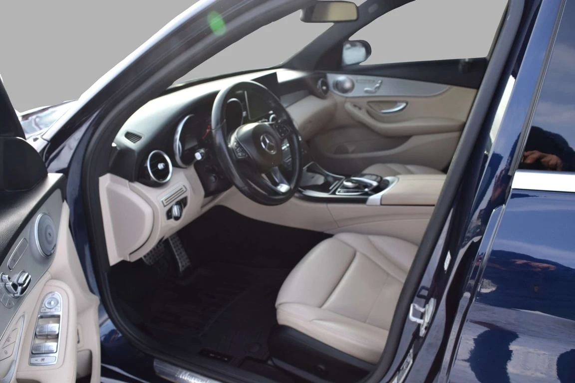 Mercedes-Benz C 300 * CARFAX * ЦЕНА ДО БГ - изображение 8