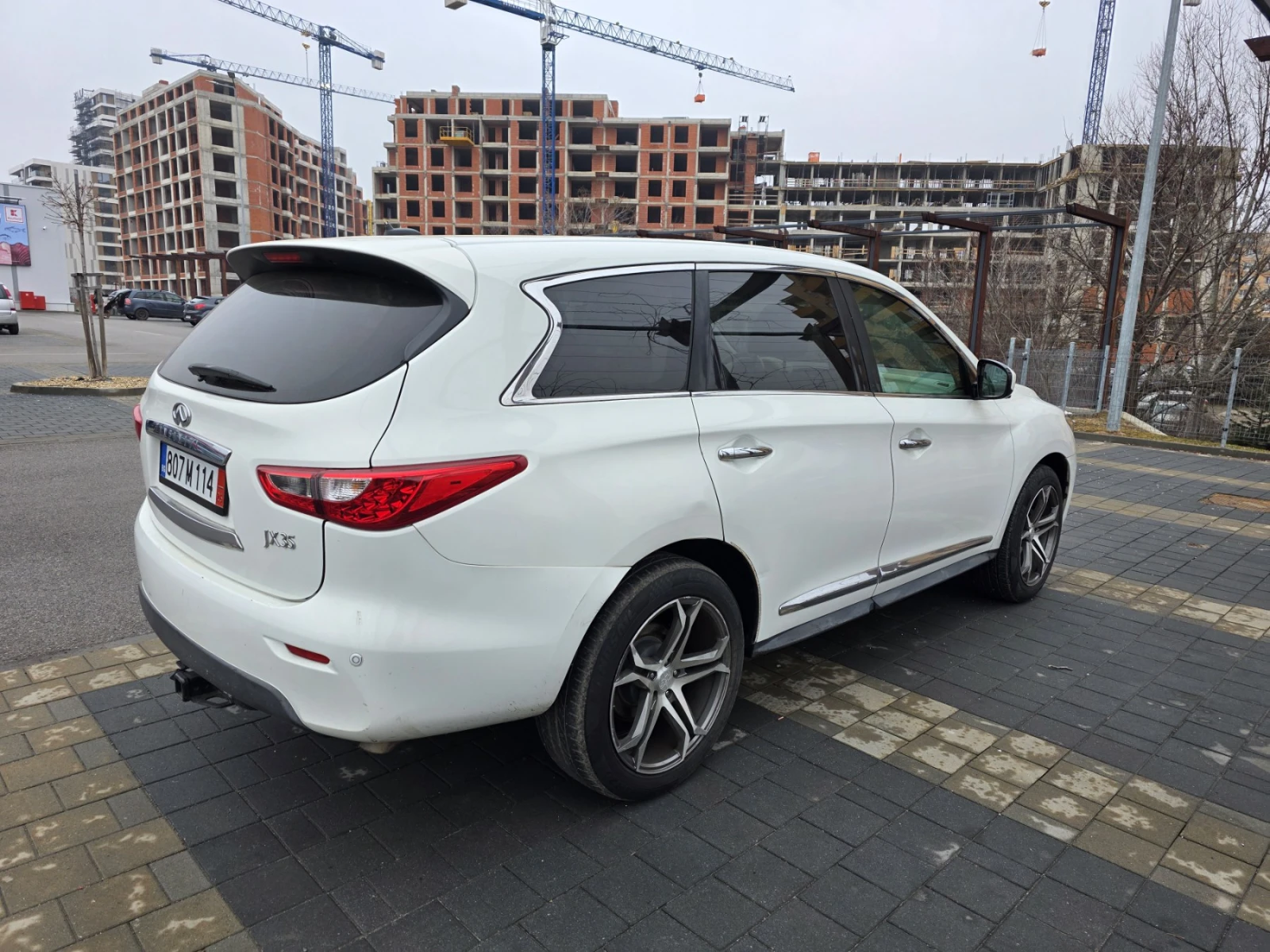 Infiniti J JX35 - изображение 6