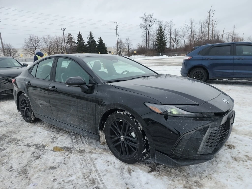 Toyota Camry SE  CARFAX - изображение 2