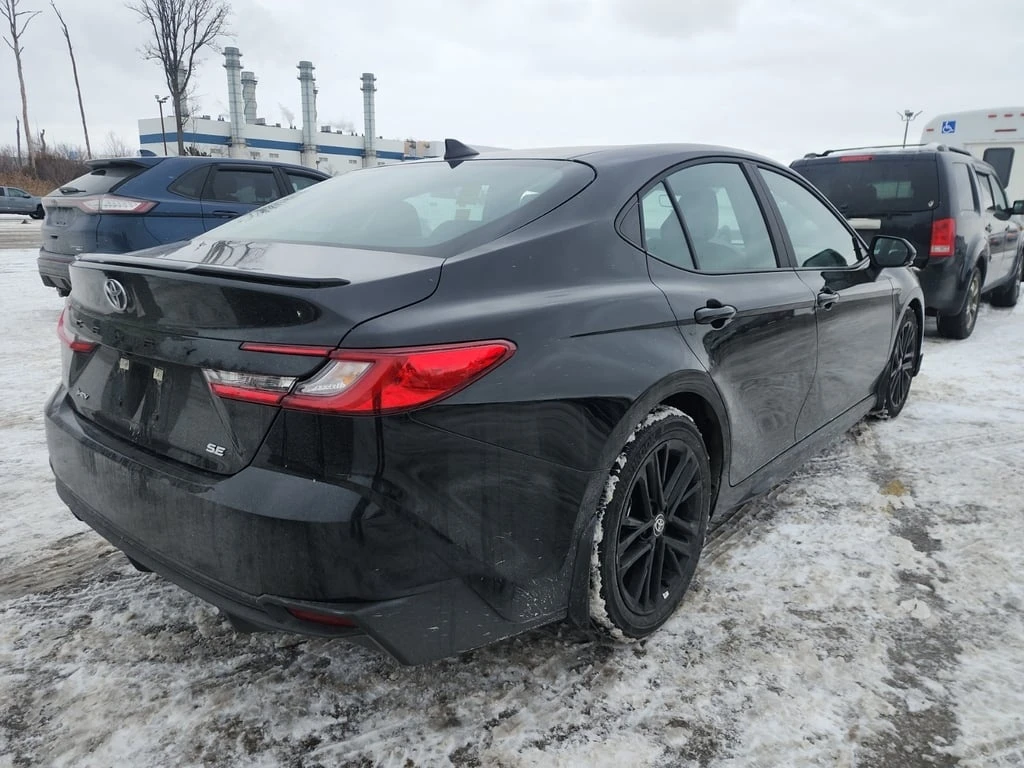 Toyota Camry SE  CARFAX - изображение 3