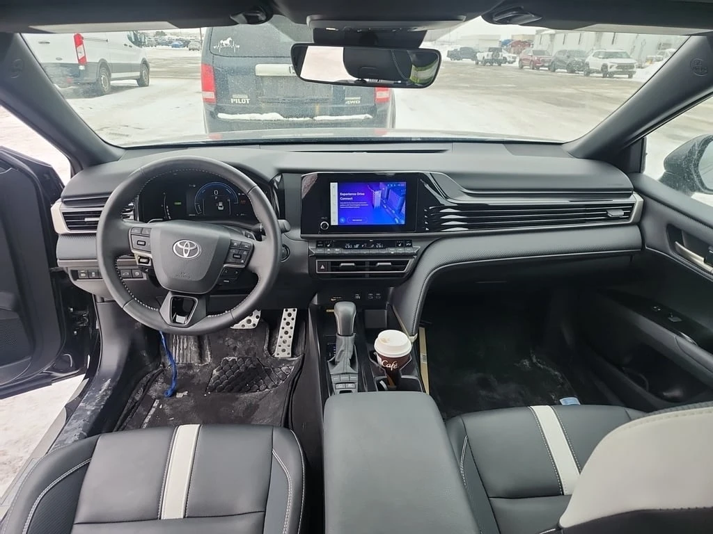 Toyota Camry SE  CARFAX - изображение 10