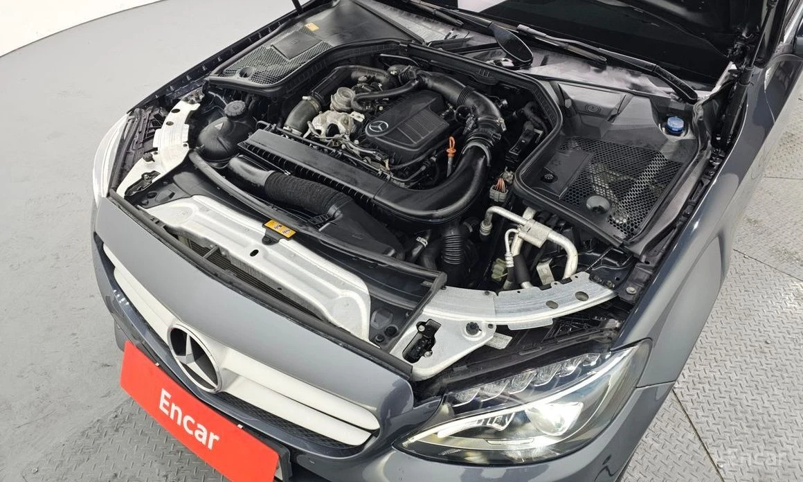 Mercedes-Benz C 200, снимка 6 - Автомобили и джипове - 53985006