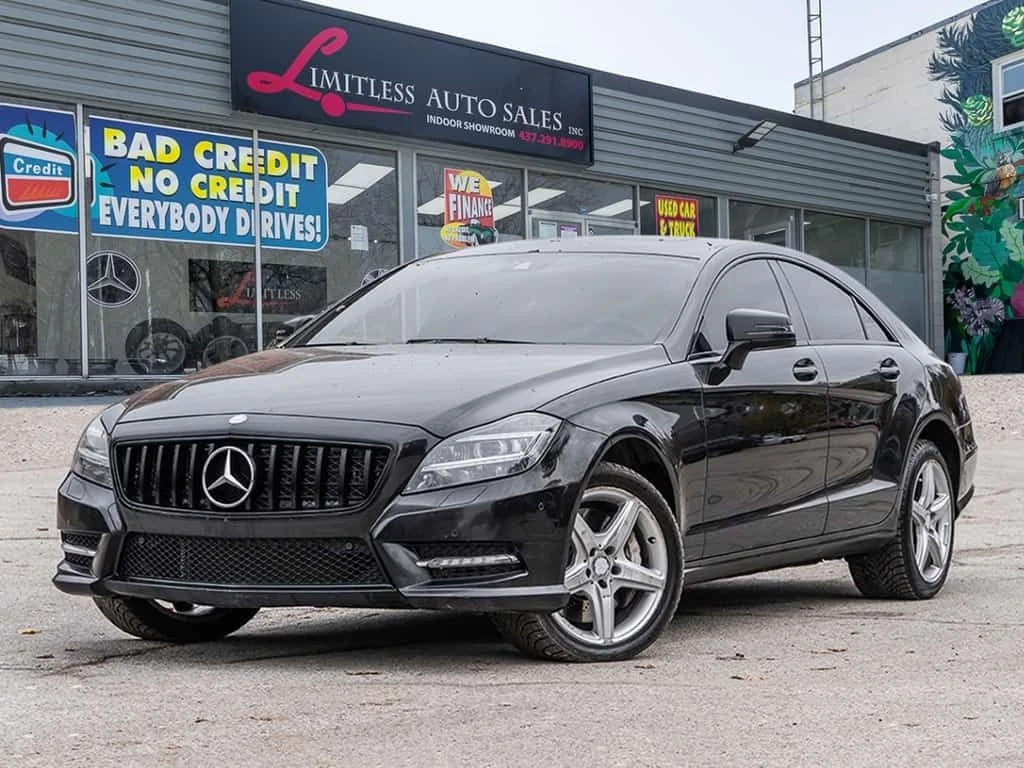Mercedes-Benz CLS * 4dr Sdn 550 4MATIC * CARFAX * ЦЕНА ДО БГ