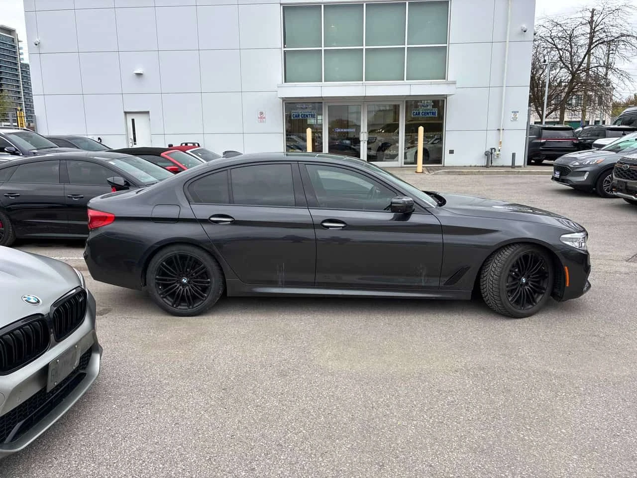 BMW 540 | DISTRONIC | 360 | ДВА КЛЮЧА | + ГУМИ | , снимка 3 - Автомобили и джипове - 54613507