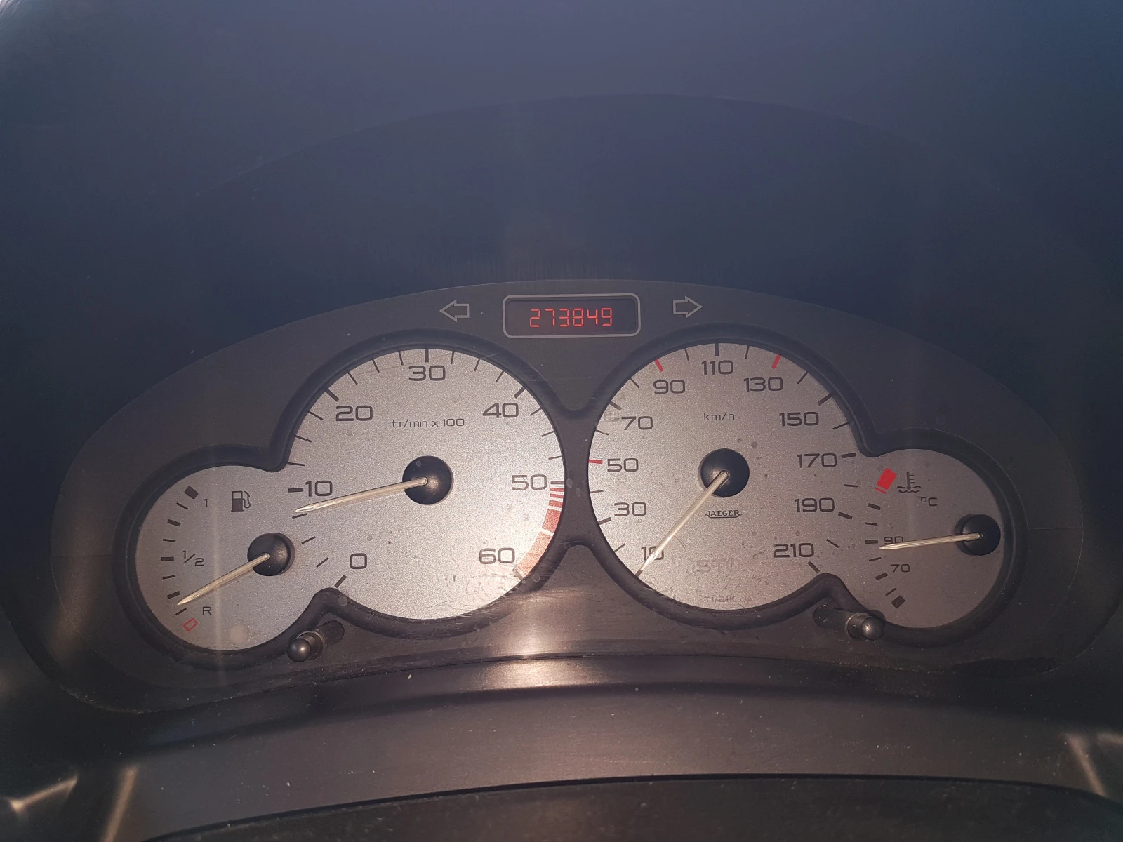 Peugeot Partner 6+ 1 VTC 2.0 HDI, снимка 9 - Автомобили и джипове - 55080190