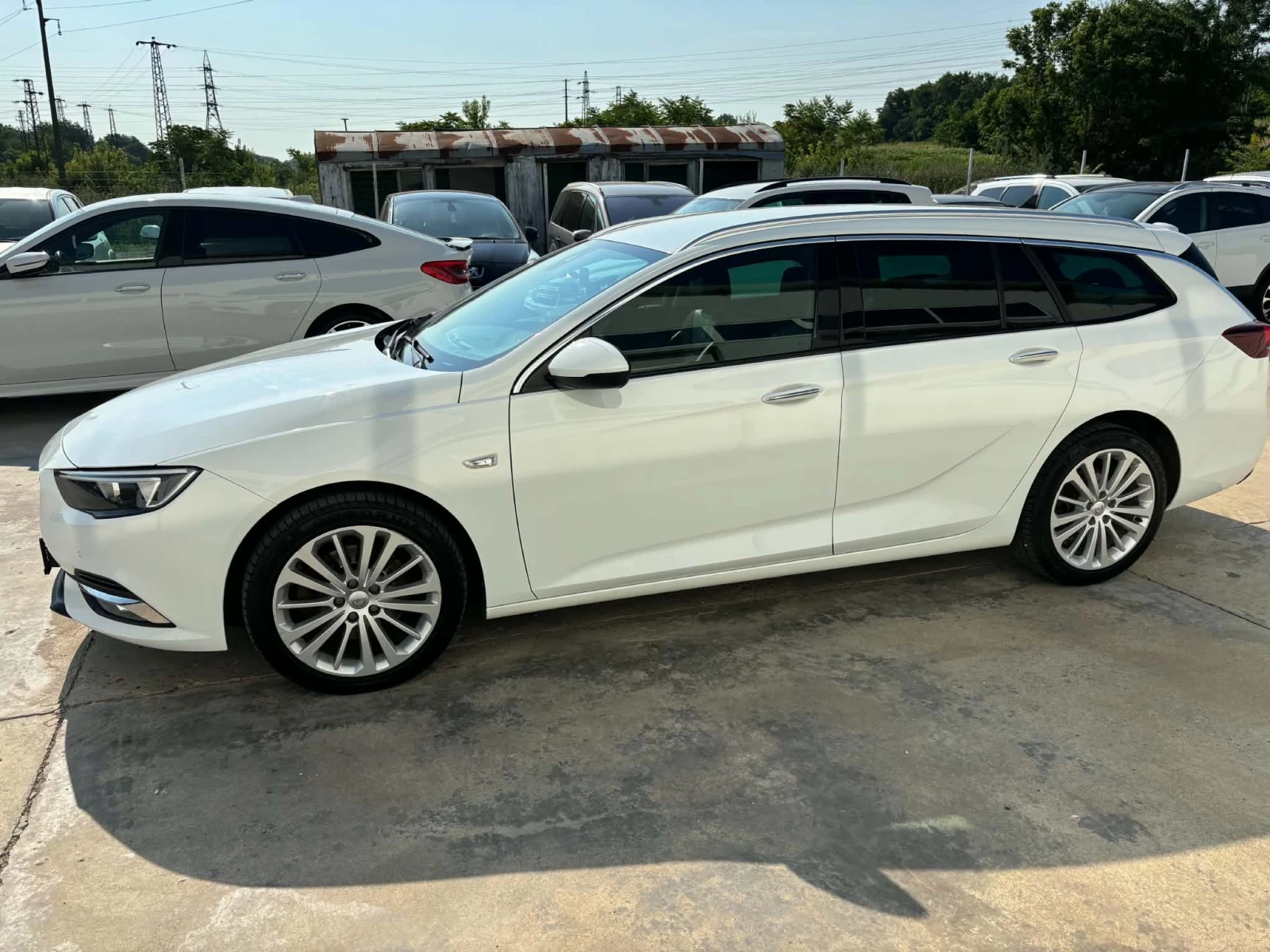 Opel Insignia 2.0cdti 170k.c* Navi* Nova* , снимка 4 - Автомобили и джипове - 55182458