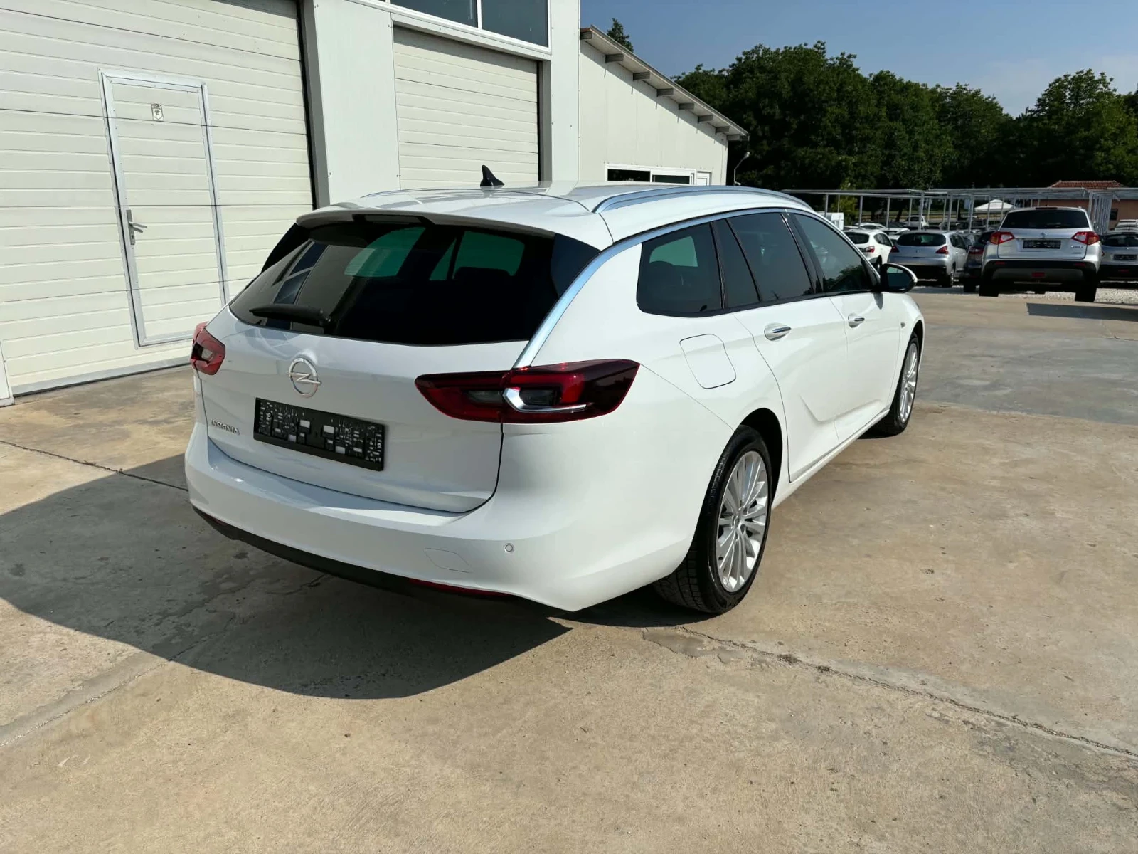Opel Insignia 2.0cdti 170k.c* Navi* Nova* , снимка 16 - Автомобили и джипове - 55182458