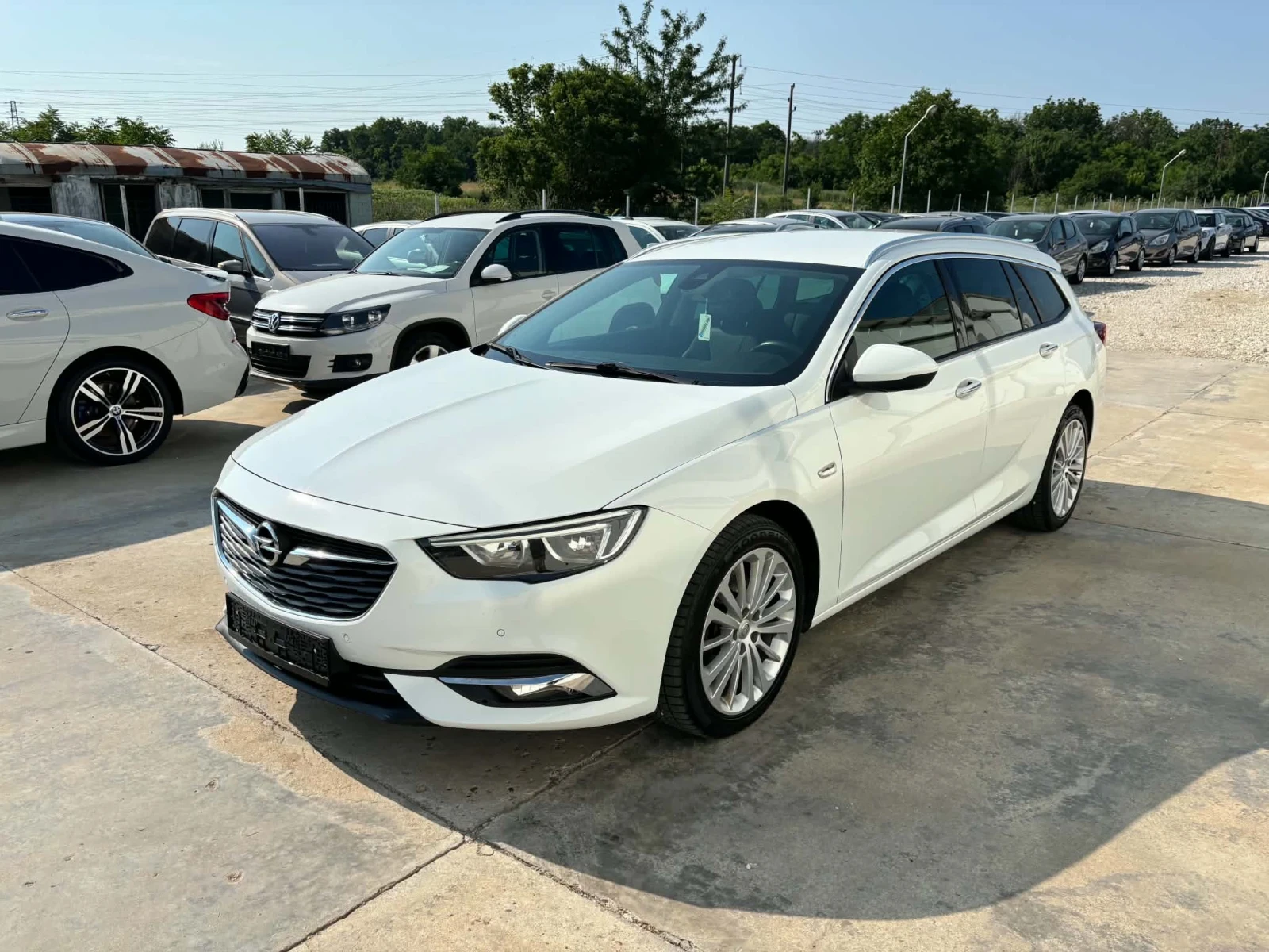 Opel Insignia 2.0cdti 170k.c* Navi* Nova* , снимка 2 - Автомобили и джипове - 55182458