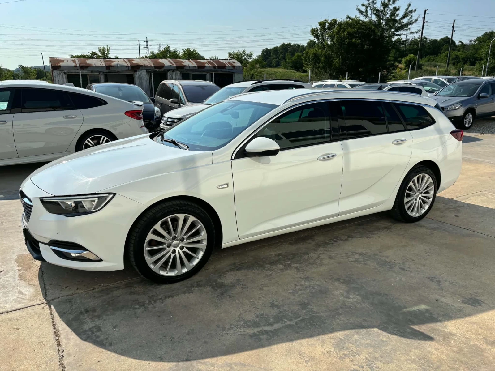 Opel Insignia 2.0cdti 170k.c* Navi* Nova* , снимка 3 - Автомобили и джипове - 55182458