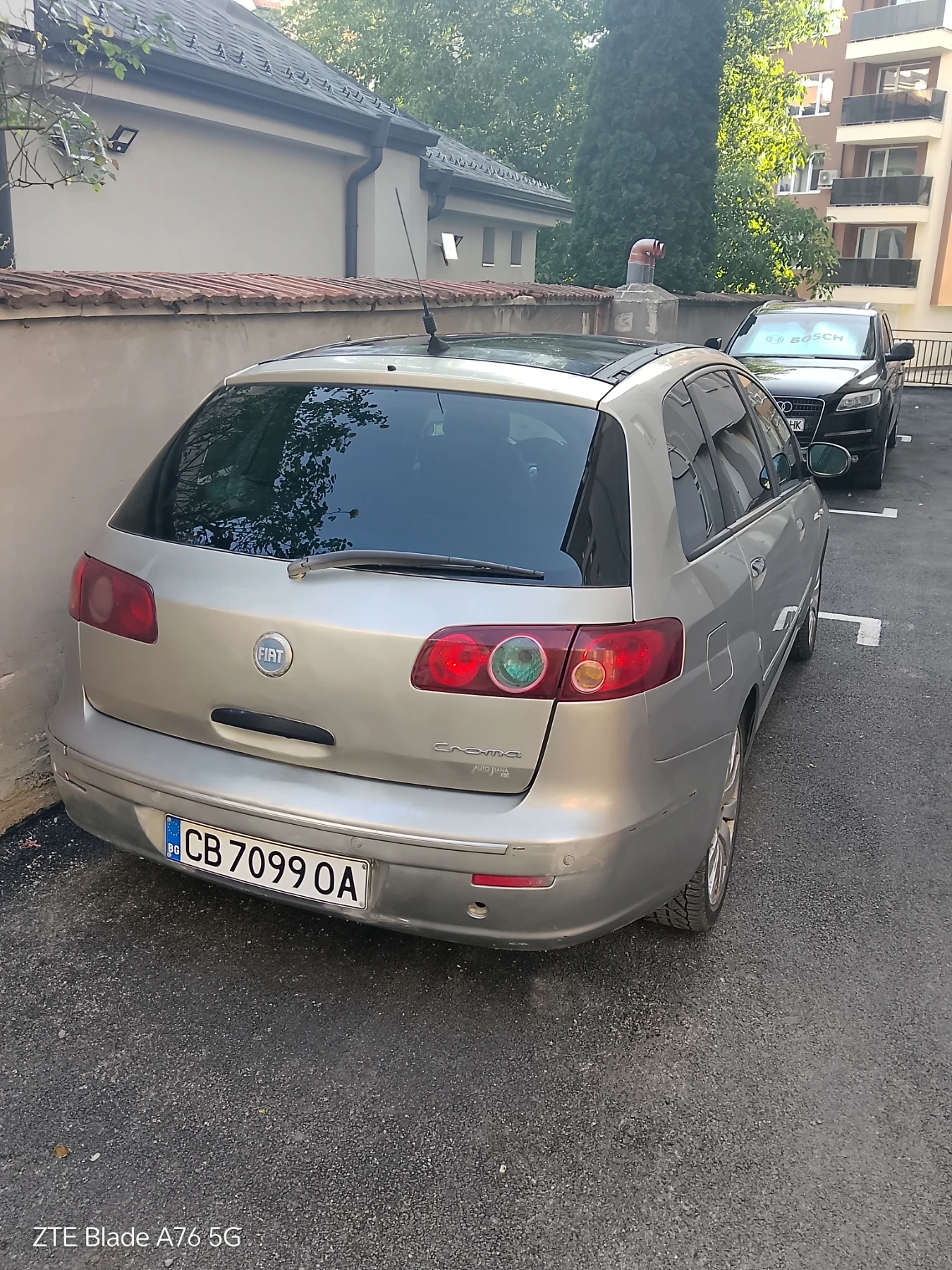 Fiat Croma 1.9 Multijet, снимка 3 - Автомобили и джипове - 55352091