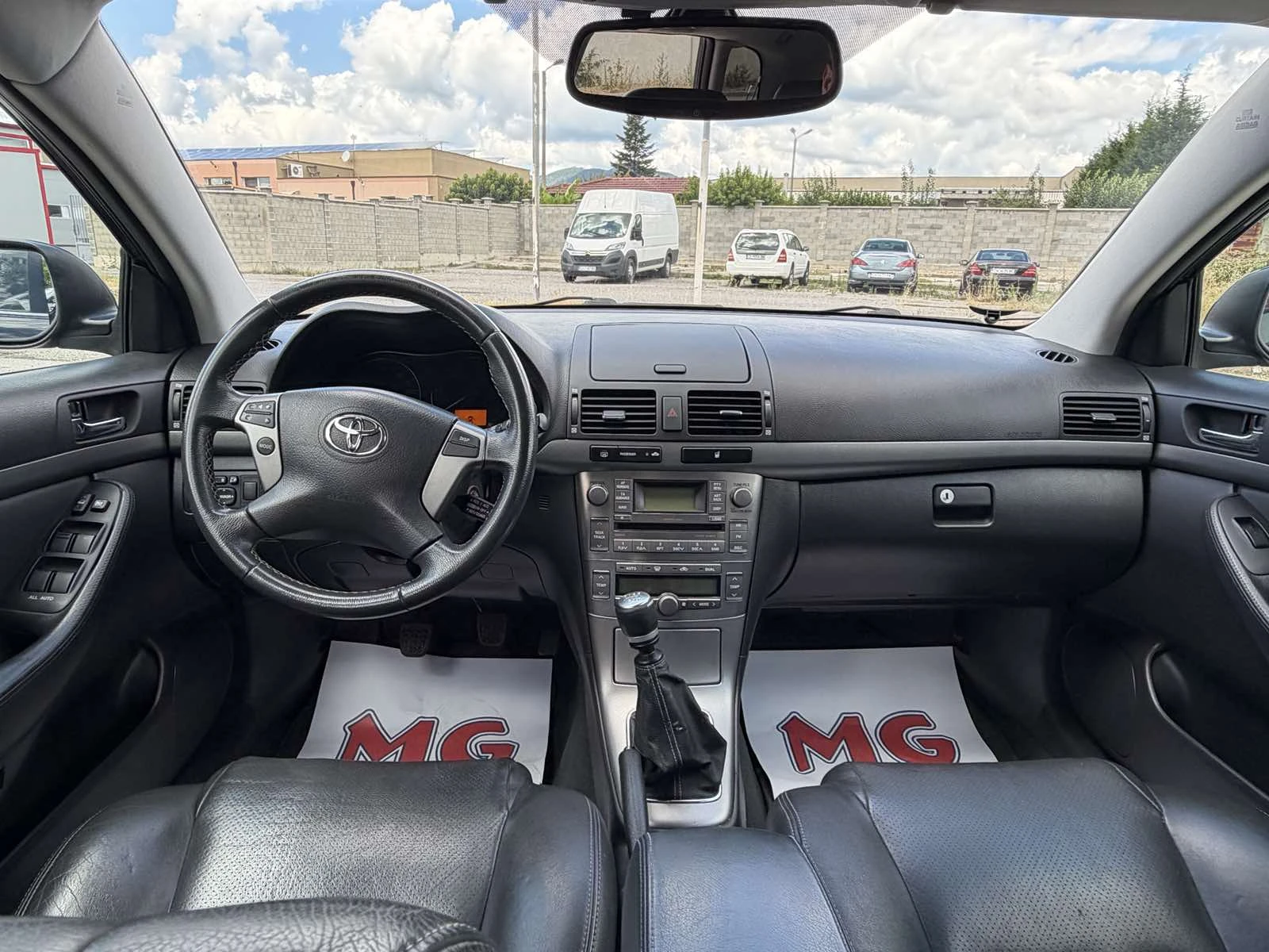 Toyota Avensis, снимка 9 - Автомобили и джипове - 55402450