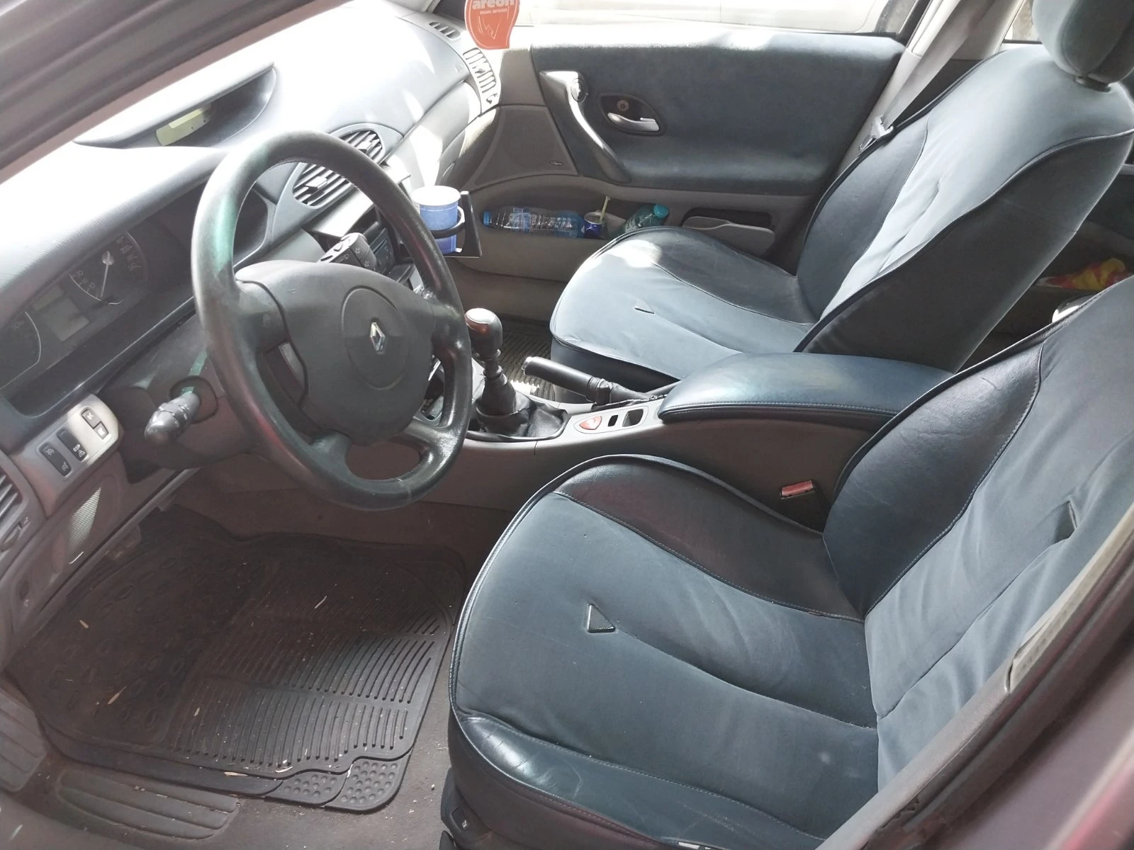Renault Laguna 1.9 dci, снимка 11 - Автомобили и джипове - 55403788