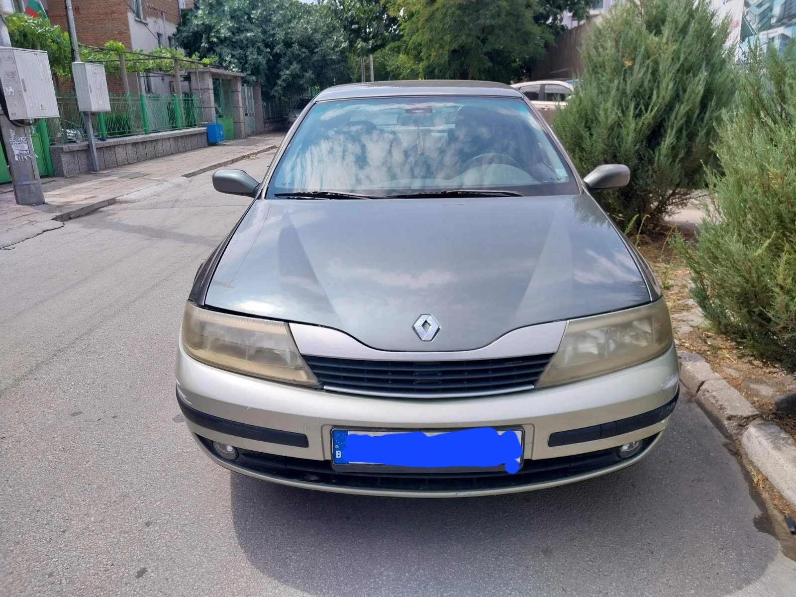 Renault Laguna 1.9 dci, снимка 4 - Автомобили и джипове - 55403788