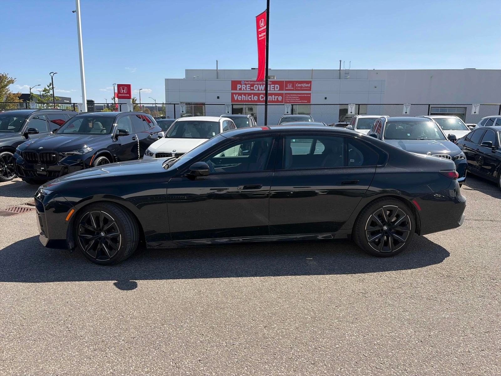 BMW 760 * 760i xDrive * АВТОКРЕДИТ БЕЗ ПЪРВОНАЧАЛНА ВНОСКА, снимка 2 - Автомобили и джипове - 56091619