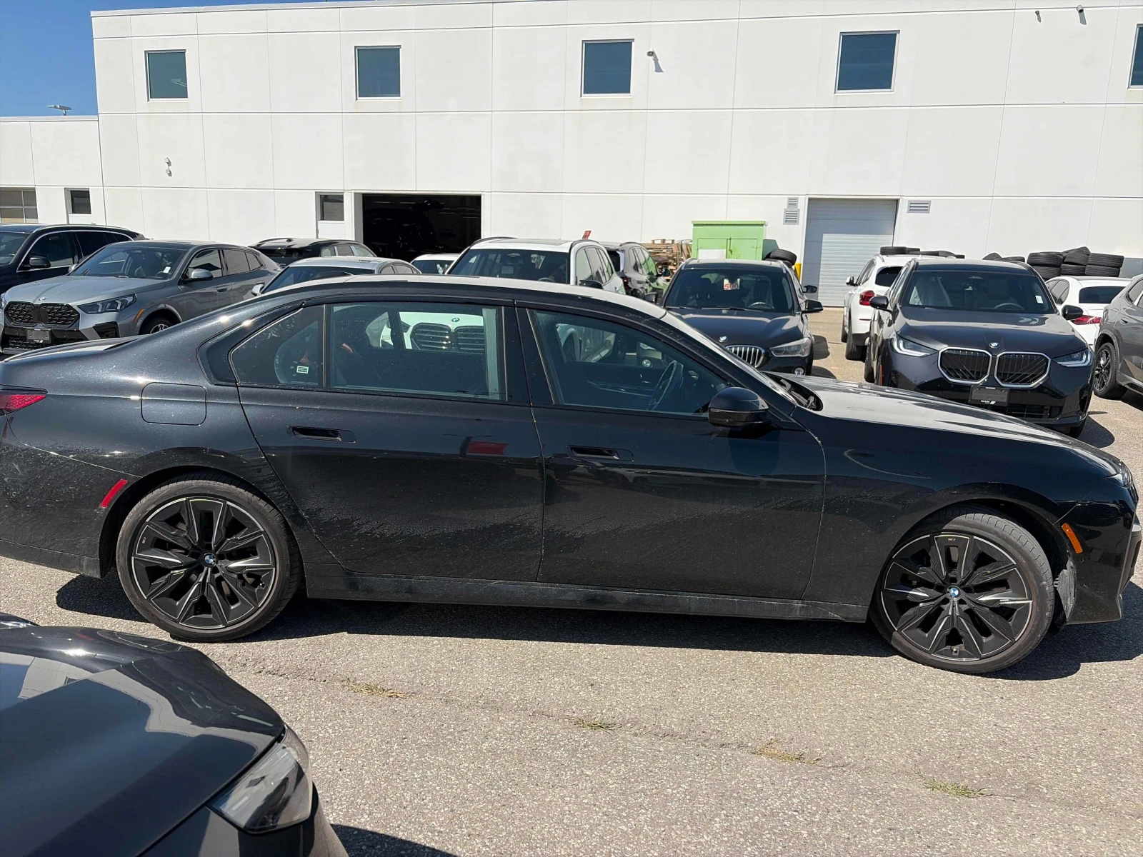 BMW 760 * 760i xDrive * АВТОКРЕДИТ БЕЗ ПЪРВОНАЧАЛНА ВНОСКА, снимка 3 - Автомобили и джипове - 56091619