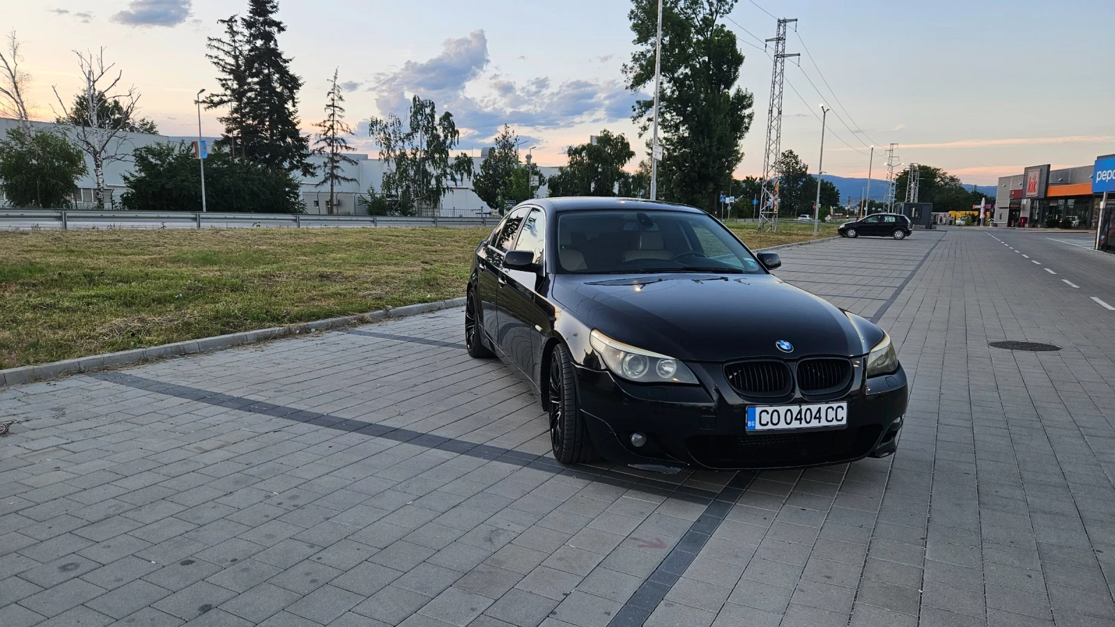 BMW 530, снимка 2 - Автомобили и джипове - 56182207