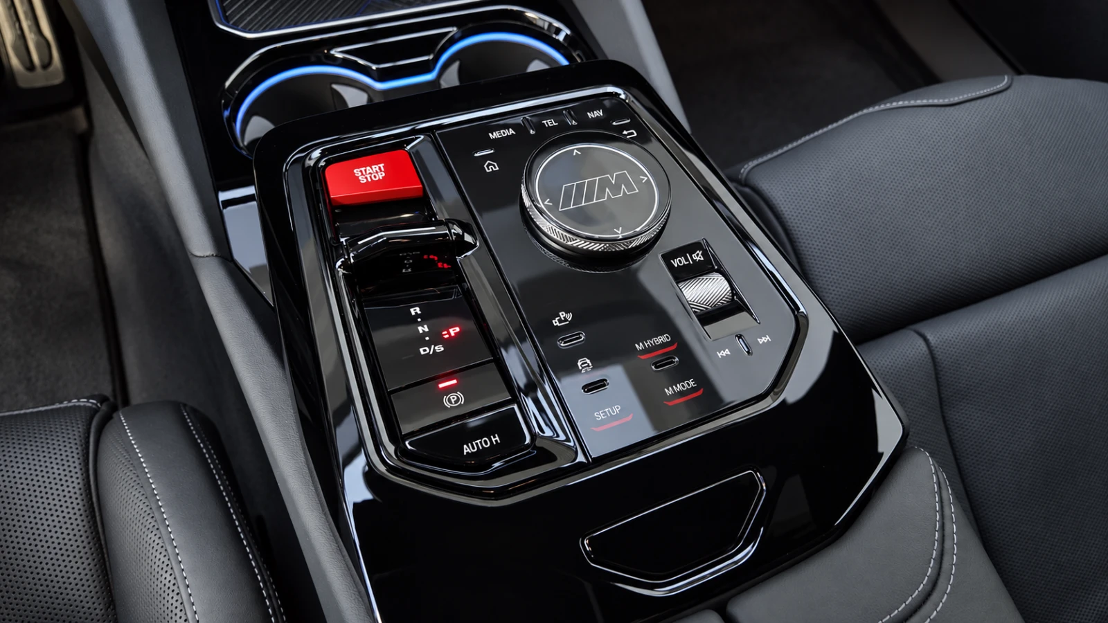 BMW M5 B&W / Carbon /  M DRIVE PROFESSIONAL, снимка 8 - Автомобили и джипове - 56297078