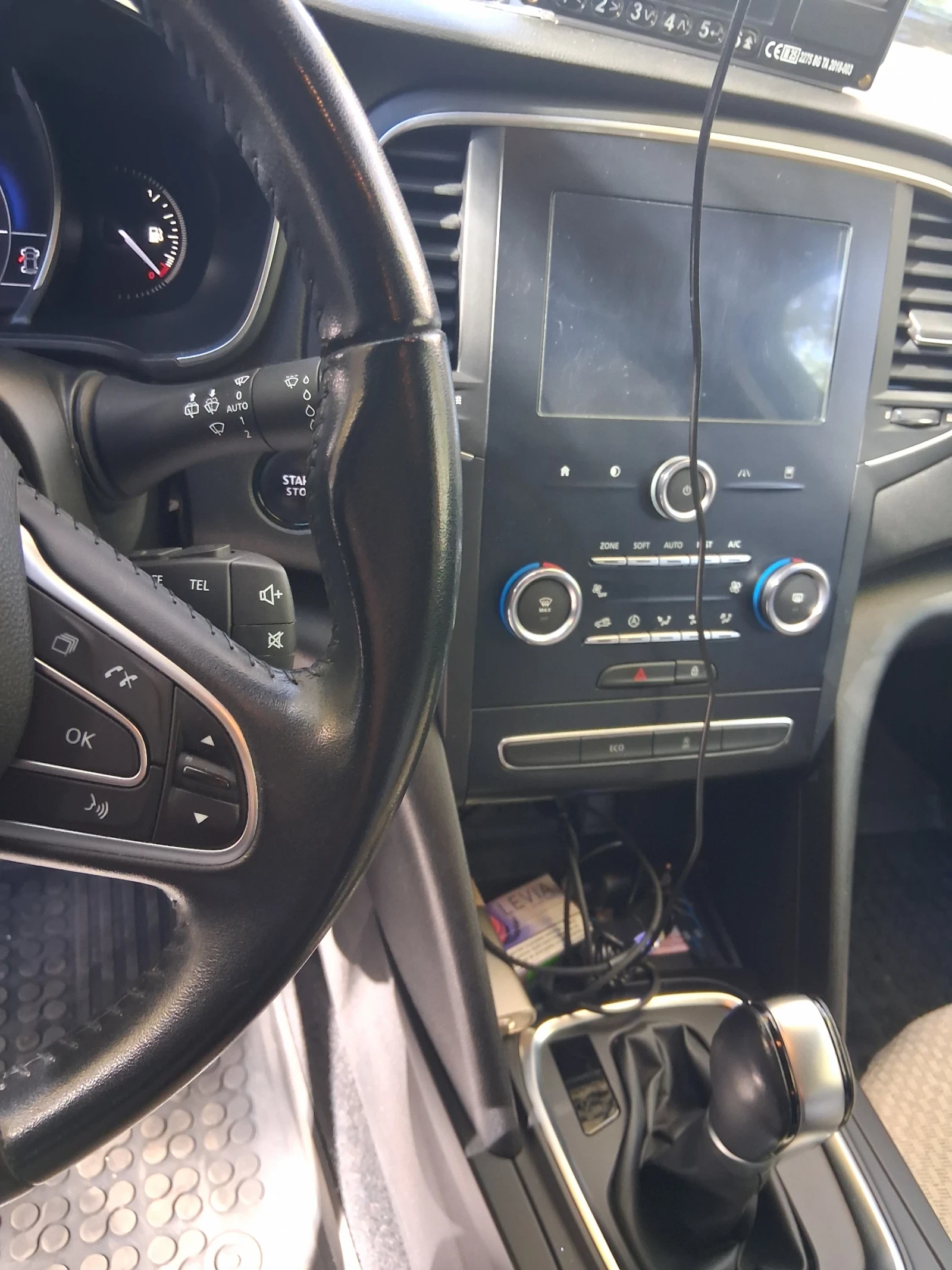 Renault Megane 1, 5 дизел 110 к.с., снимка 10 - Автомобили и джипове - 56345549
