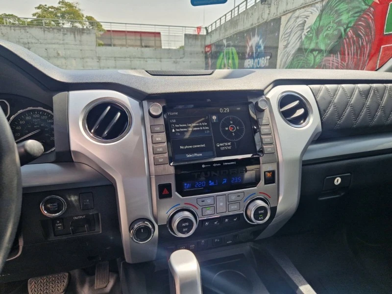 Toyota Tundra Platinum , снимка 3 - Автомобили и джипове - 47143994