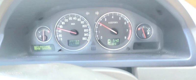 Volvo Xc90, снимка 2 - Автомобили и джипове - 52771192