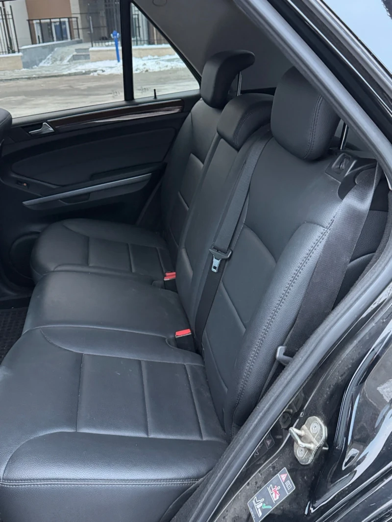 Mercedes-Benz ML 350 4matik Газ, снимка 5 - Автомобили и джипове - 53046535