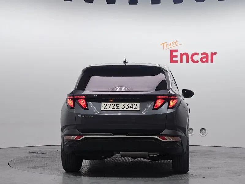 Hyundai Tucson (Nx4) Diesel 2.0 2Wd Modern, снимка 4 - Автомобили и джипове - 55088165