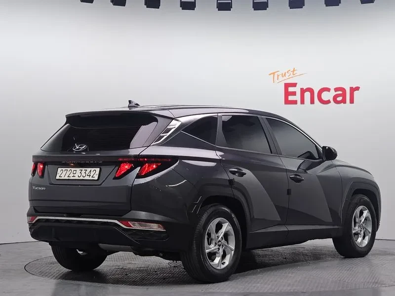 Hyundai Tucson (Nx4) Diesel 2.0 2Wd Modern, снимка 2 - Автомобили и джипове - 55088165