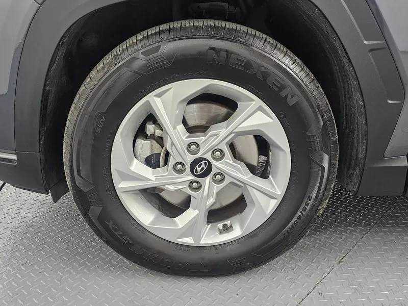 Hyundai Tucson (Nx4) Diesel 2.0 2Wd Modern, снимка 5 - Автомобили и джипове - 55088165