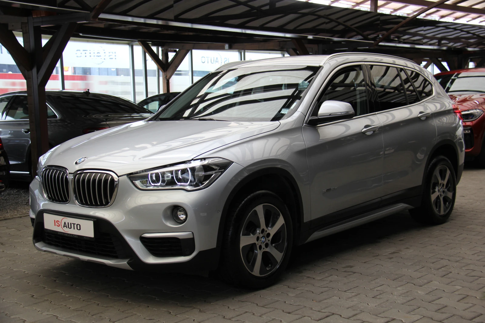 BMW X1 18Sdrive/Navi/FullLed/ - изображение 3