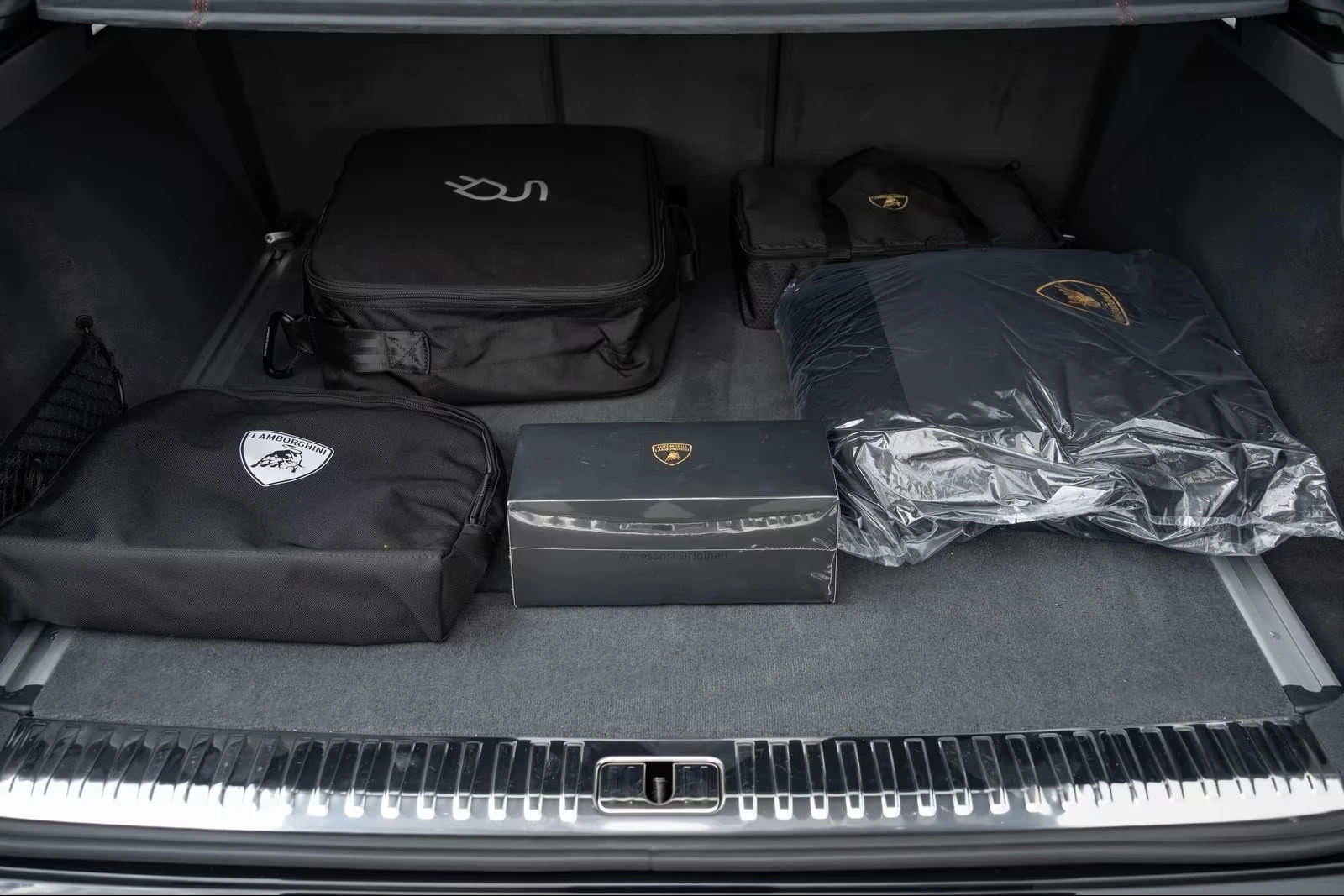 Lamborghini Urus SE /Carbon/BangOlufsen/ | Mobile.bg   17