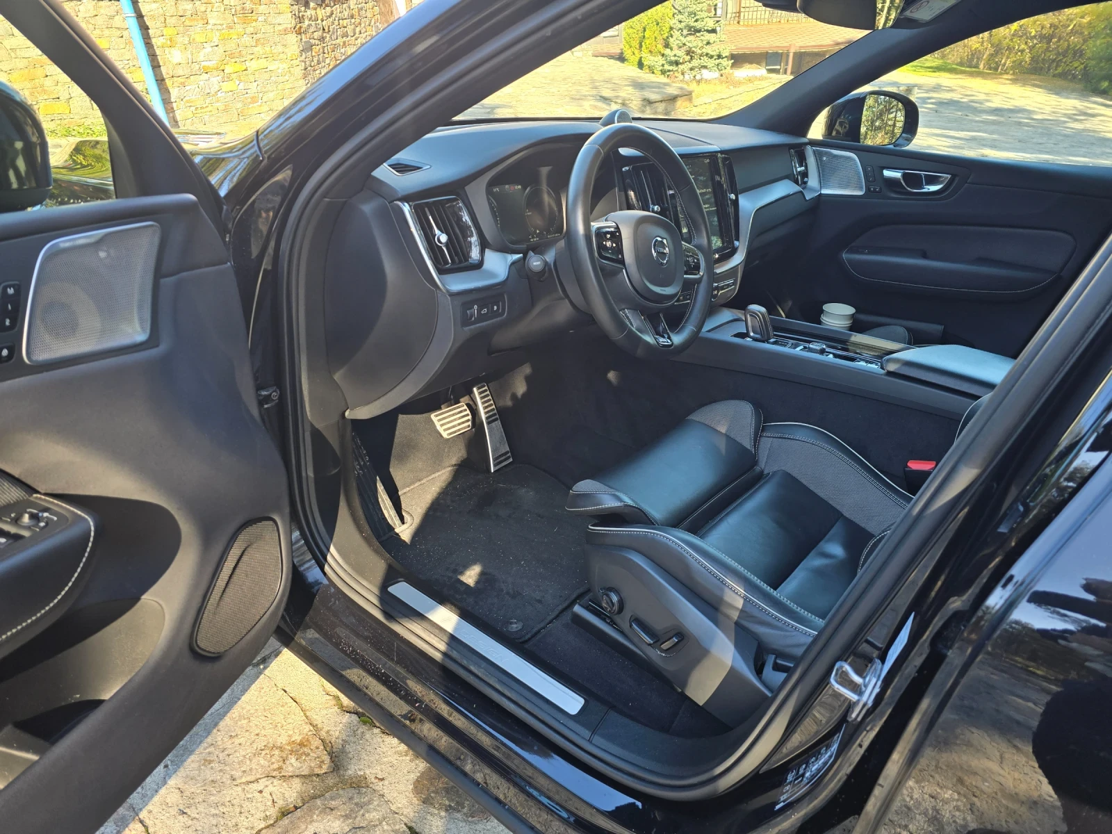 Volvo XC60 Polestar /distronic /Pilotasist/pano/Bowers&Wilkin - изображение 10