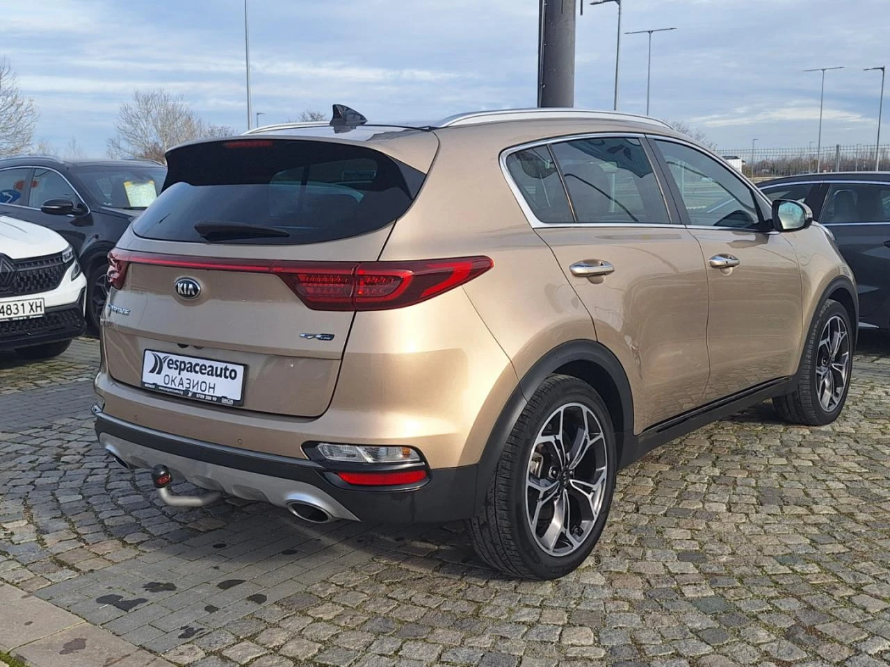 Kia Sportage 2.0 CRDi / 185 к.с. / DCT-8 / AWD/GT LINE - изображение 4
