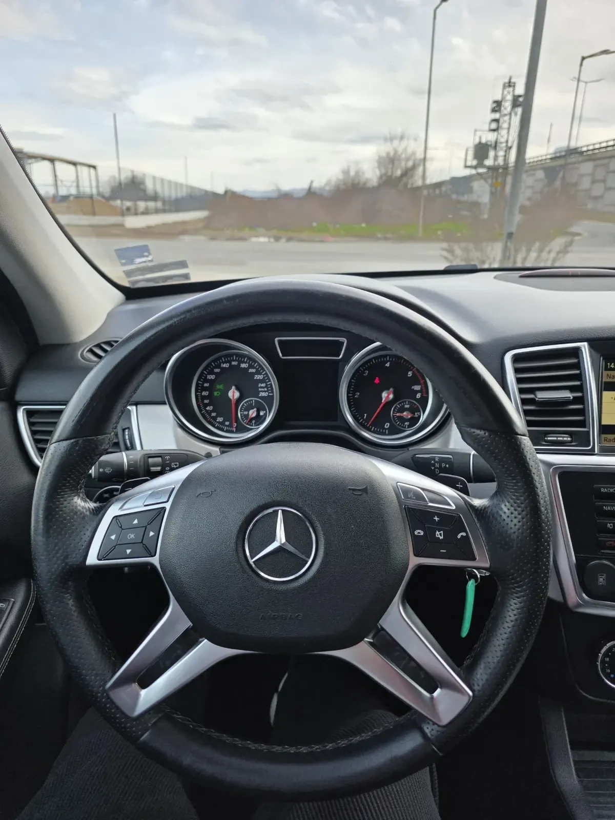 Mercedes-Benz ML 350  - изображение 10