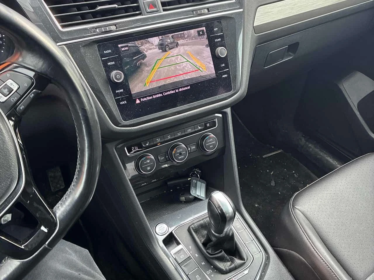 VW Tiguan * Comfortline * CARFAX * БЕЗ ПЪРВОНАЧАЛНА ВНОСКА, снимка 9 - Автомобили и джипове - 53826483