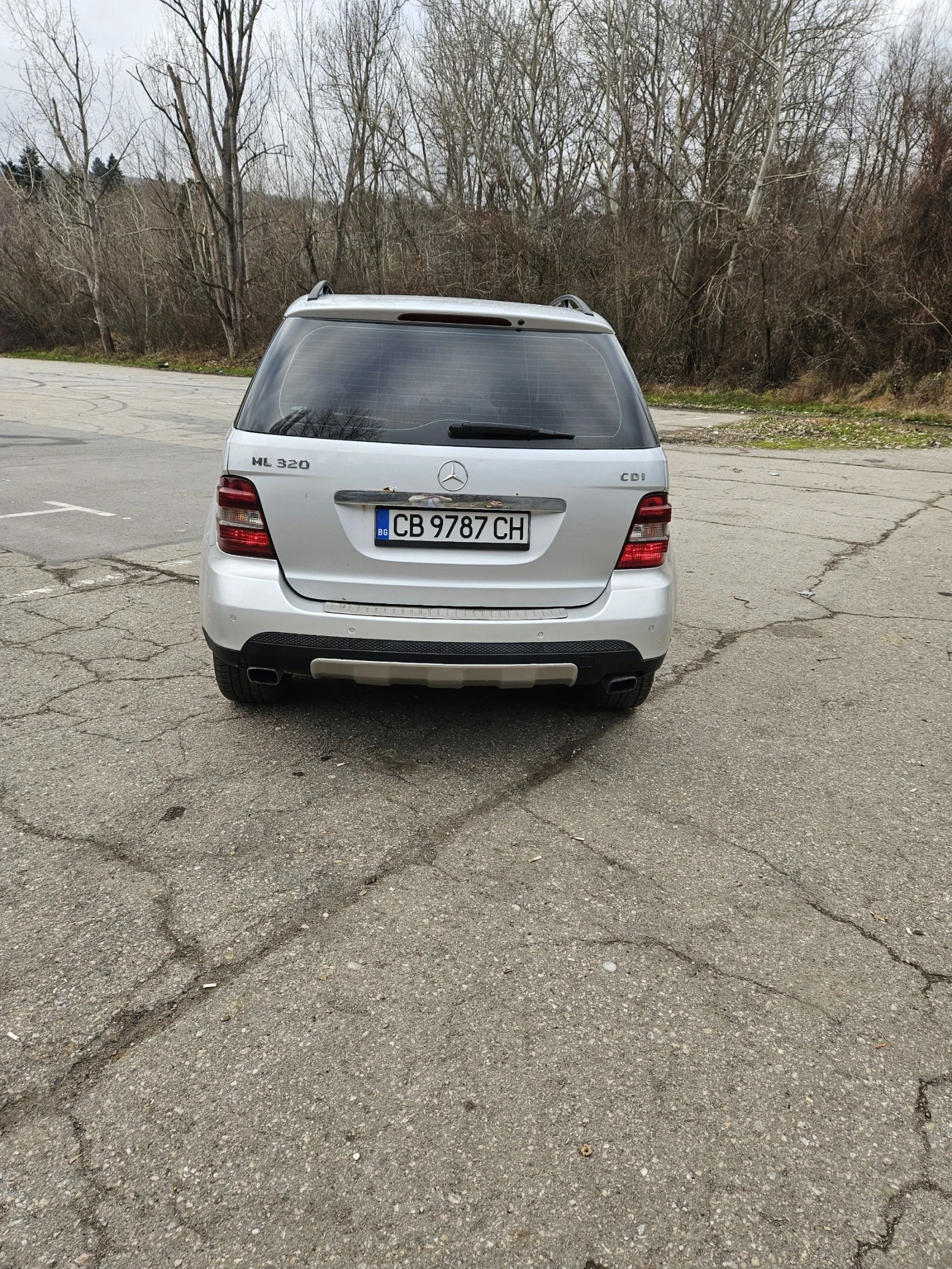 Mercedes-Benz ML 320, снимка 4 - Автомобили и джипове - 53961164