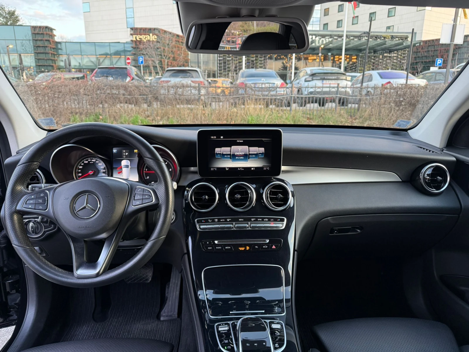 Mercedes-Benz GLC 220 d 4MATIC , снимка 10 - Автомобили и джипове - 53986294