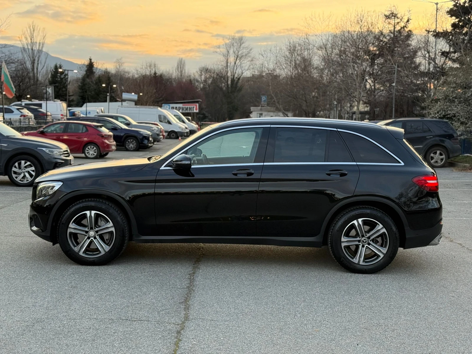 Mercedes-Benz GLC 220 d 4MATIC , снимка 3 - Автомобили и джипове - 53986294