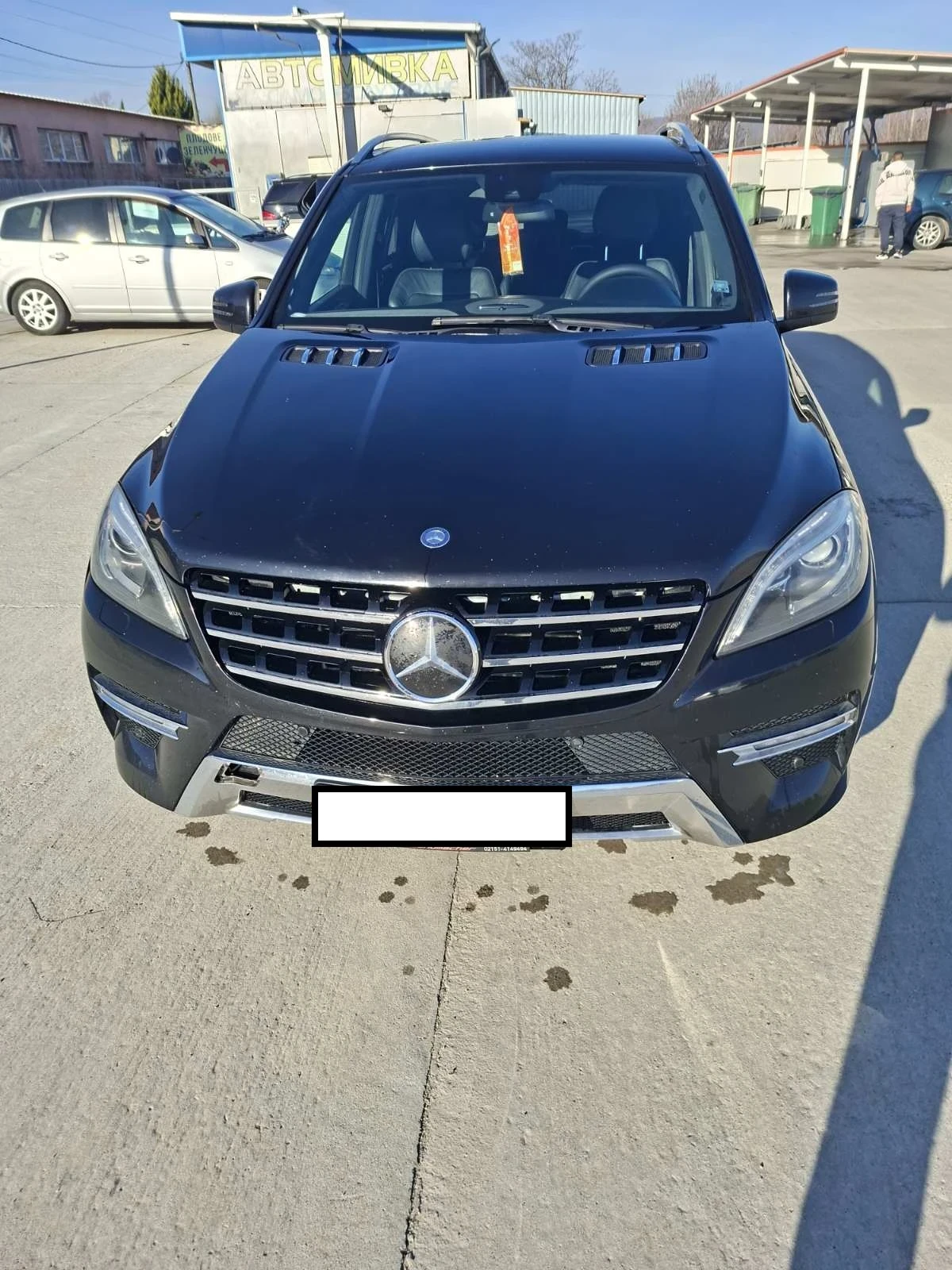 Mercedes-Benz ML 350 AMG* Вакум* Печка* Harman Kardon* Камера