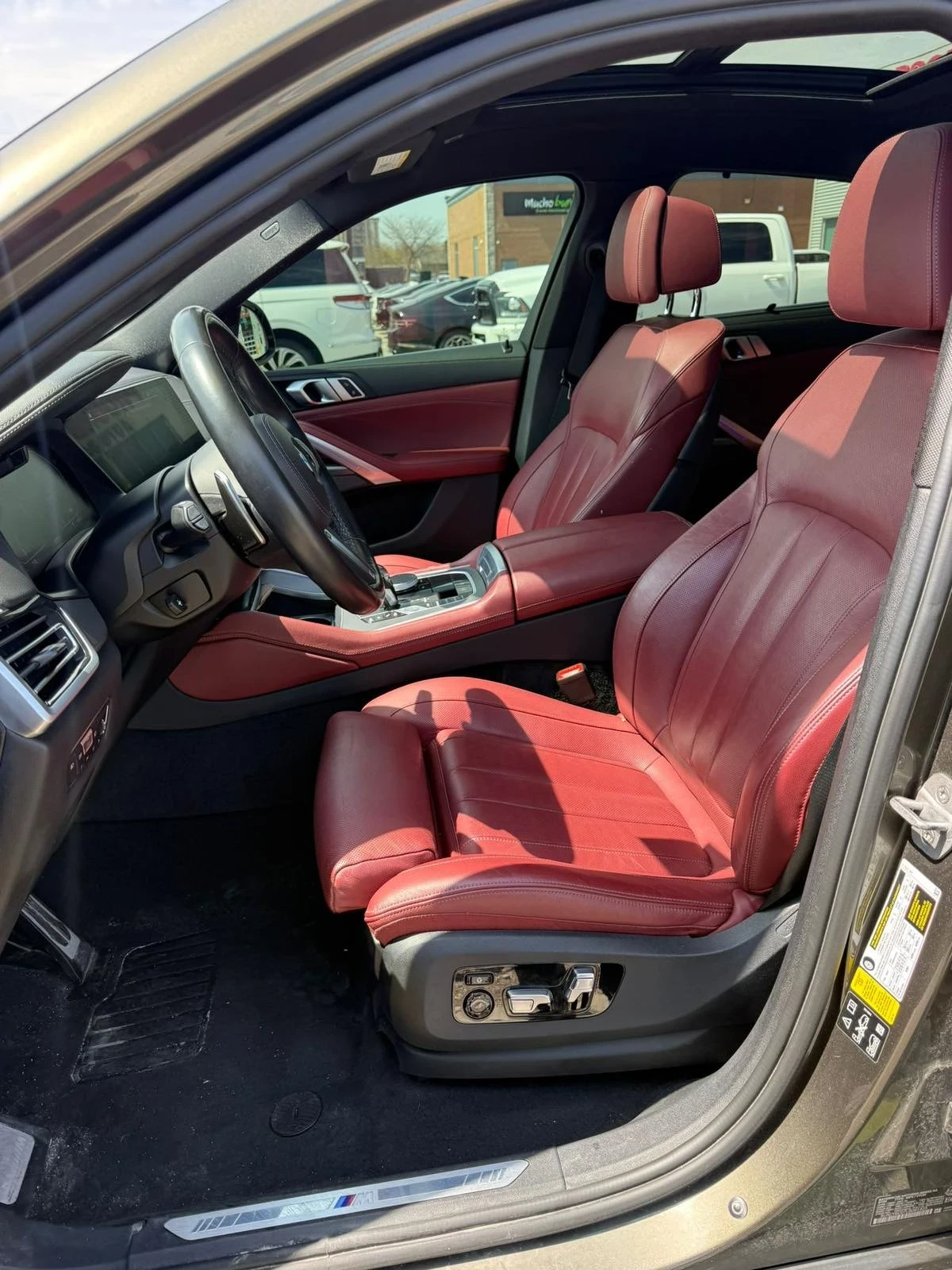 BMW X6 M40i, снимка 6 - Автомобили и джипове - 54393836