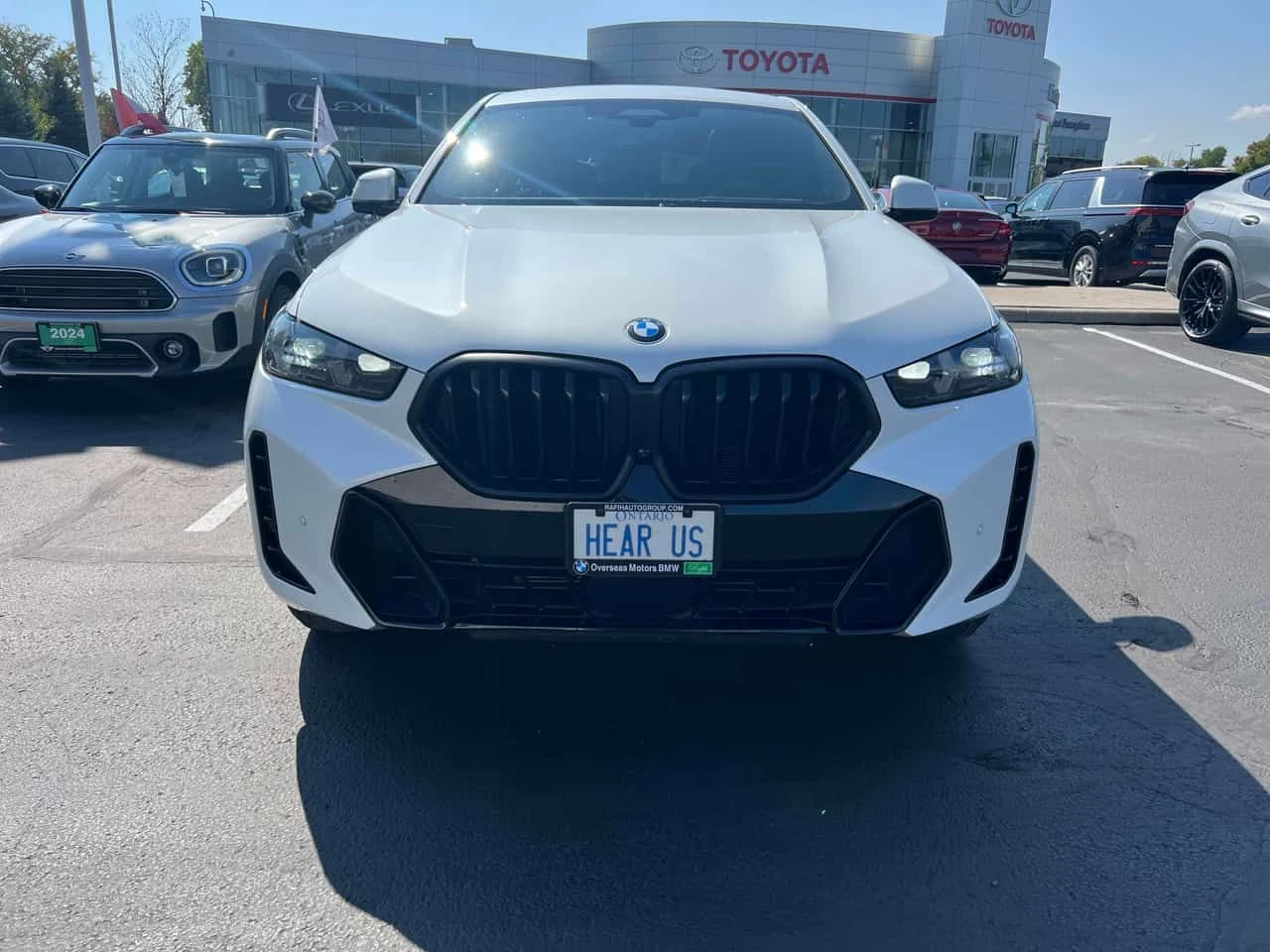 BMW X6 | M PACK| DISTRONIC| 360| HUD| HAR/K| ОБДУХ| CARFX, снимка 2 - Автомобили и джипове - 54411853