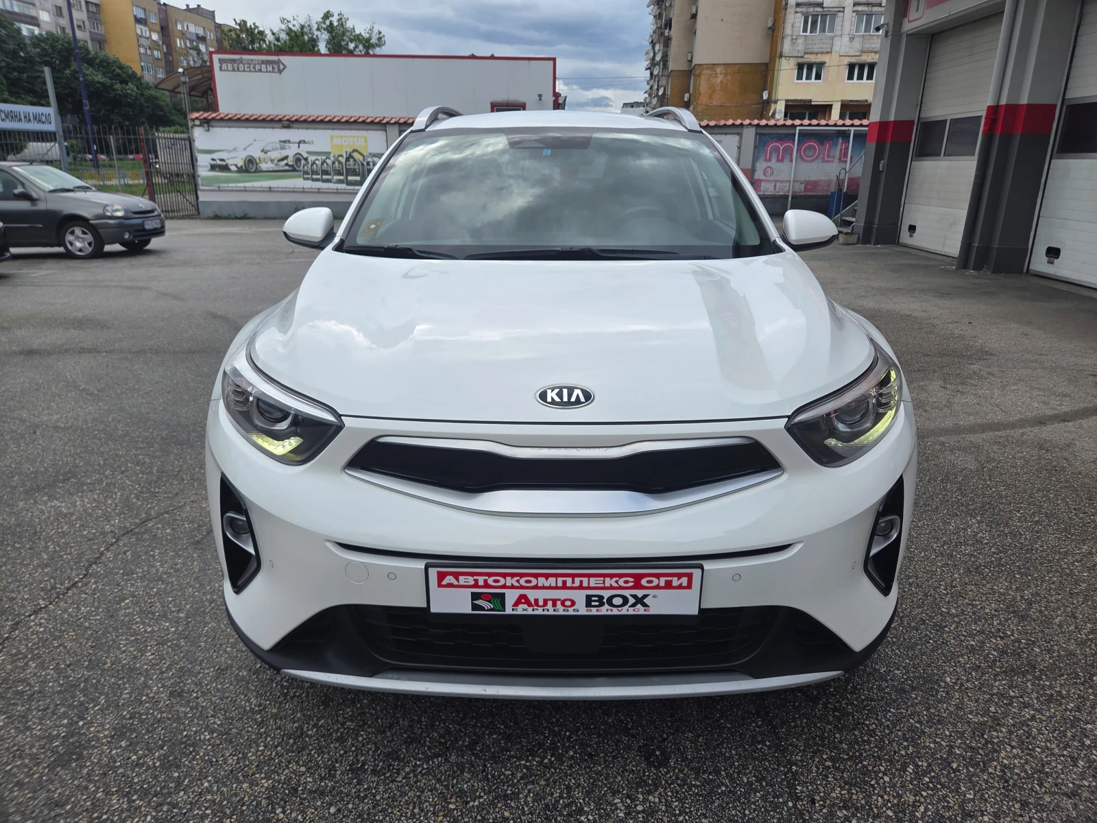 Kia Stonic 1.2i/LPG/BRC/Distronic/Navi/Камера, снимка 8 - Автомобили и джипове - 54653662