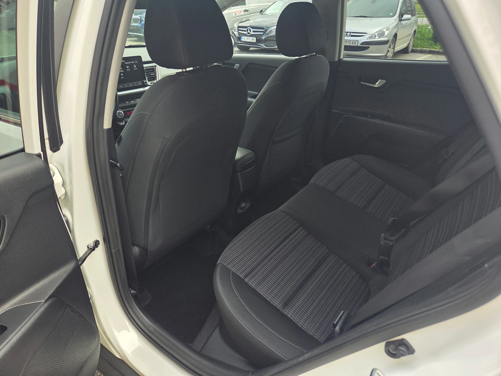 Kia Stonic 1.2i/LPG/BRC/Distronic/Navi/Камера, снимка 16 - Автомобили и джипове - 54653662