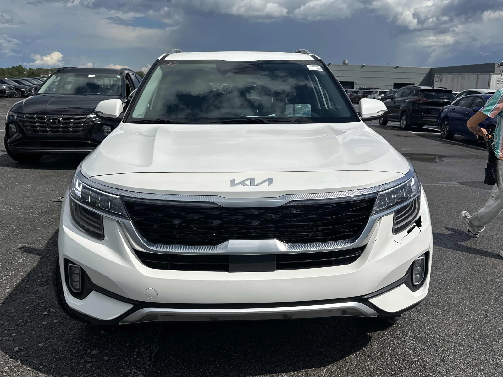 Kia Seltos, снимка 6 - Автомобили и джипове - 55690492
