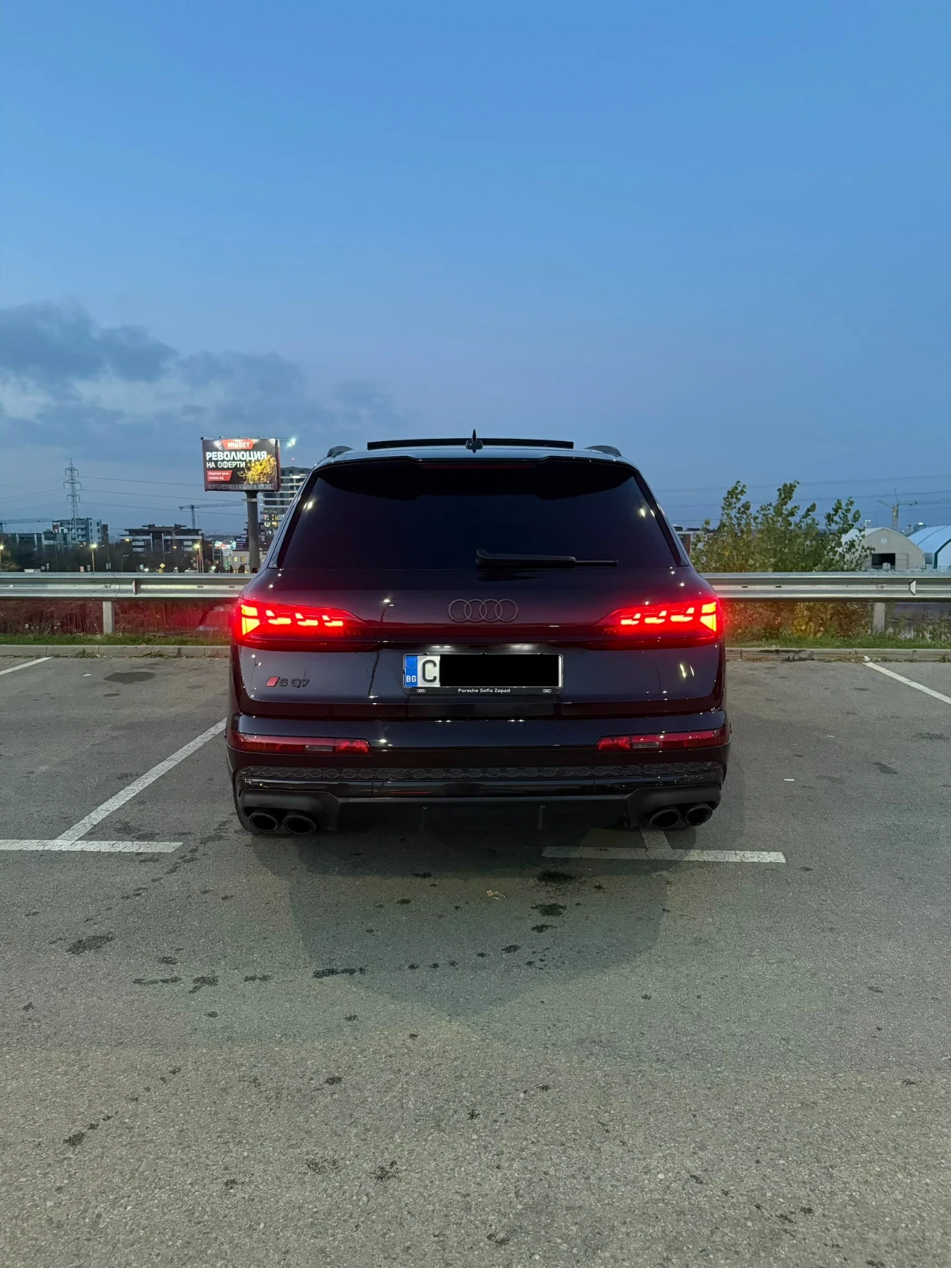Audi SQ7 SQ7 , снимка 2 - Автомобили и джипове - 55838906